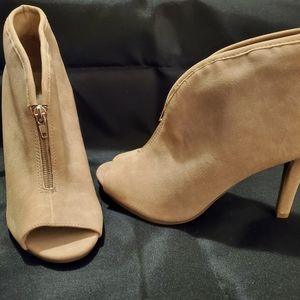 Cushion Walk Tan Open Toe Heeled Boots